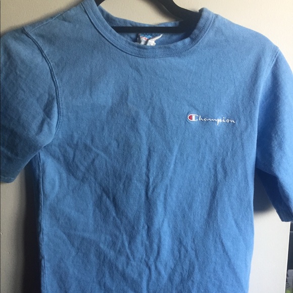 Champion Tops - Light blue Champion shirt
